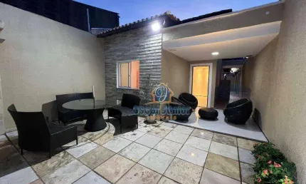 Maravilhosa Casa com 3 dormitórios à venda, 120 m² por R$ 549.000