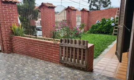 Casa para Venda em Curitiba, Santa Felicidade, 3 dormitórios, 1 suíte, 3 banheiros, 3 vagas
