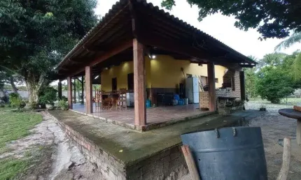 Fazenda/Sítio/Chácara para venda possui 250 metros quadrados com 5 quartos em Jacauna - Aquiraz - CE