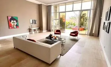 Apartamento para venda tem 189 metros quadrados com 4 quartos
