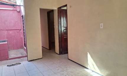 Casa com 2 quartos à venda na Avenida H, 110, Prefeito José Walter, Fortaleza