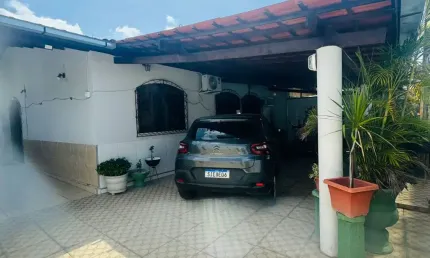 CASA DE ESQUINA NA MARAPONDA - PERFEITA PARA COMÉRCIO OU MORADIA!!!