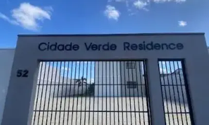 8 apartamentos a pronta entrega podendo financiar por bancos privados ou pela caixa