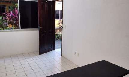 Apartamento de 02 Quartos no Henrique Jorge Com área lazer!!!!