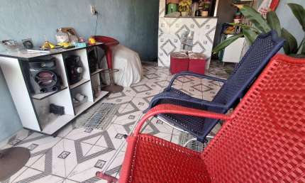 Casa com 3 quartos à venda na Rua Pará, 974, Pan Americano, Fortaleza, 80 m2 por R$ 140.000