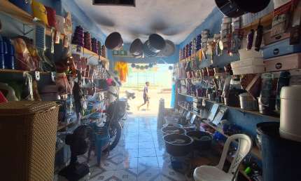 Casa com 3 quartos à venda na Rua Pará, 974, Pan Americano, Fortaleza, 80 m2 por R$ 140.000