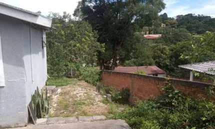 Terreno à venda na Rua do Cedro, Parque do Embu, Colombo