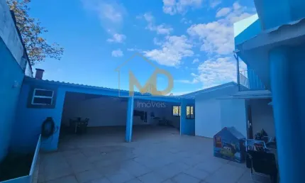 Casa para Venda em Teresópolis, Granja Guarani, 4 dormitórios, 3 suítes, 2 banheiros, 3 vagas