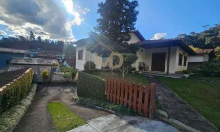 Casa em Condomínio para Venda em Teresópolis, Pimenteiras, 3 dormitórios, 1 suíte, 3 banheiros, 4 vagas