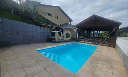 Casa para Venda em Teresópolis, Jardim Meudon, 3 dormitórios, 1 banheiro, 2 vagas
