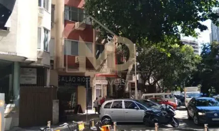 Apartamento para Venda em Rio de Janeiro, Copacabana, 2 dormitórios, 2 banheiros