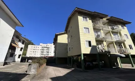 Apartamento para Venda em Teresópolis, Várzea, 2 dormitórios, 2 banheiros, 1 vaga