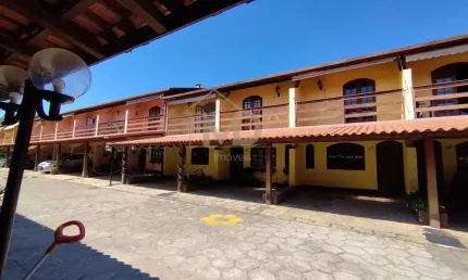 Casa para Venda em Teresópolis, Parque São Luiz, 2 dormitórios, 1 banheiro, 1 vaga