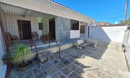 Casa com 3 quartos para alugar na Avenida Sergipe, Estados, João Pessoa