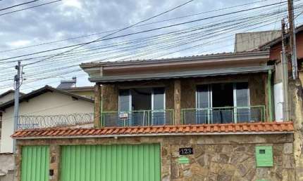 Casa com 3 dormitórios à venda por R$ 500.000,00 - Jardim Itamaraty I - Poços de Caldas/MG