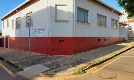 Casa para alugar, 320 m² por R$ 10.180,00/mês - Centro - São João da Boa Vista/SP