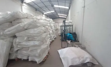 Barracão Comercial de 500 m² em Localização Estratégica com Escritório e Fácil Acesso à Rodovia