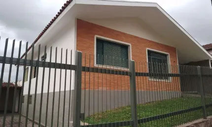 Casa com 3 quartos à venda no Centro, Caldas 