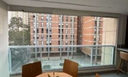 Luxuosos 230m² em Moema - 3 Suites - 5 Banheiros e 4 Vagas Determinadas