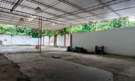 Barracão / Galpão / Depósito à venda na Rua Paraná, 1, Vila Santa Cruz, Duque de Caxias