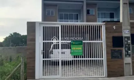 Casa com 2 quartos à venda na flavio zandovalli, 214, centro, balneário piçarras, 82 m2 por r$ 670.000