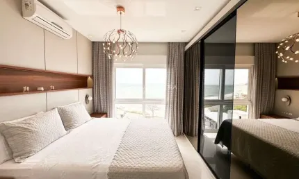 Cobertura com 4 quartos à venda na avenida antônio joaquim tavares, 2185, praia de armação do itapocorói, penha, 310 m2 por r$ 4.000.000