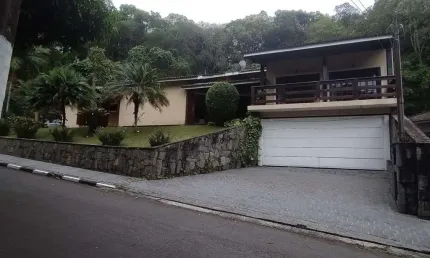 Casa em Condomínio para Venda em Arujá, Arujázinho I, II e III, 5 dormitórios, 5 suítes, 6 banheiros, 8 vagas