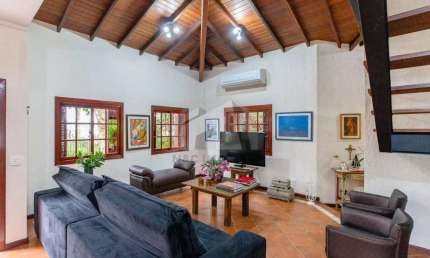 Casa com 1.274m², 4 dormitórios para venda na Cidade Dutra - CA1739