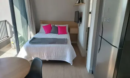 Studio Mobiliado e Decorado, Recém-Entregue! R$ 4.500 'Pacote' - Agende Sua Visita!