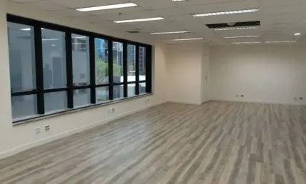 Sala comercial para alugar na Alameda Vicente Pinzon, 144, Vila Olímpia, São Paulo