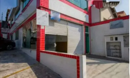 Comercial em Interlagos: 128m² na Melhor Localização