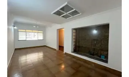 Oportunidade Única na Vila Vera – Sobrado Amplo e Completo com 140m²