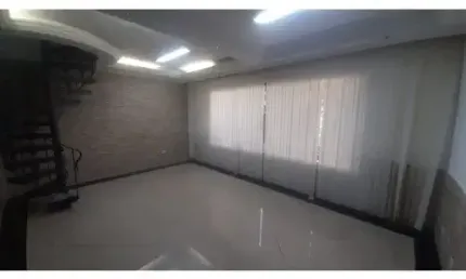 Casa Ampla e Bem Localizada na Vila Moinho Velho: Conforto, Praticidade e Segurança em um Só Lugar