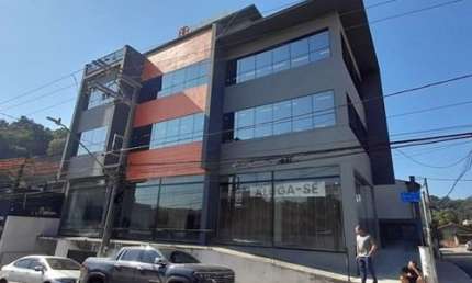 Alugue Ponto Comercial Moderno de 100m2 no Centro de Caieiras