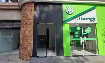 Loja Reformada com 86m2 na Quadra Comercial em Nova Caieiras