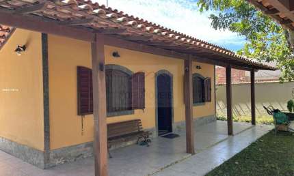 Casa para Venda em Saquarema, Gravatá, 2 dormitórios, 1 banheiro, 2 vagas