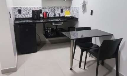 LOCAÇÃO Kitinete (Luz, Água, Internet e IPTU) INCLUSO - 1 pessoa / Bairro dos Estados