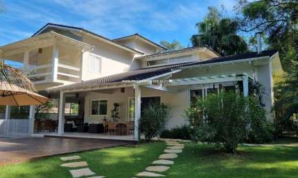 Linda Casa para locação - Reveillon - Piscina privativa - 12 pessoas