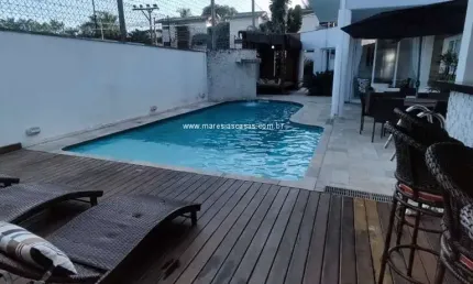 Casa particular com 6 Dormitórios - Praia de Maresias - 500 mts da praia