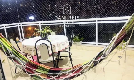 Apartamento de 3 quartos, suíte, varanda e 2 vagas.
