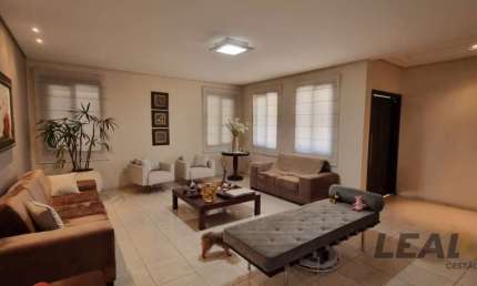 Vendo ou Alugo casa comercial próximo ao Parque Mãe Bonifácia em Cuiabá MT