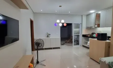 Vendo casa térrea no Condomínio Sicilia Residence na região do CPA em Cuiabá MT