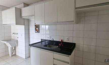 VENDO - Apartamento no Edificio Florada dos Ipês no bairro Áraes em Cuiabá MT