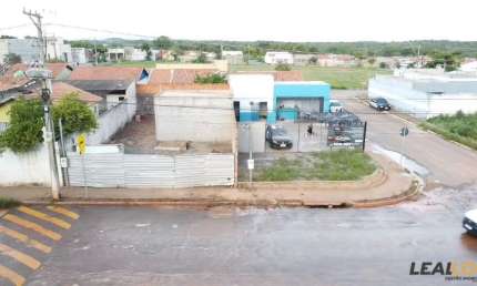 Terreno à venda na Avenida Auta de Souza, Nova Conquista, Cuiabá