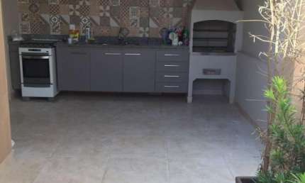 VENDO  Casa Condomínio Montenegro 3 Quartos sendo 1 suíte - Próximo ao Centro Político Administrativo