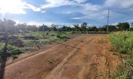 VENDO - Terreno de 450m² escriturado no bairro Florada da Serra em Chapada dos Guimarães MT