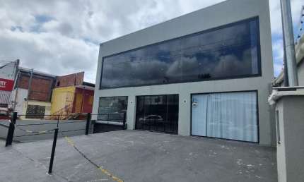 ALUGO - SALÃO COMERCIAL PREMIUM DE 730M² NA MELHOR LOCALIZAÇÃO DA MIGUEL SUTIL!