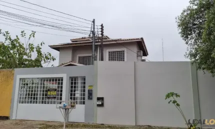 Alugo - casa sobrado no residencial italia sul - cuiabá - mt