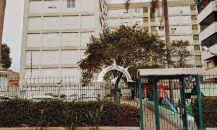 Apartamento semi-mobiliado  2 dormitórios à venda no Bairro Menino Deus