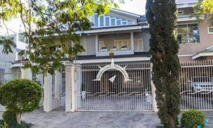 Porto Nobre vende  excelente casa com 4 dormitórios no Jardim Planalto
